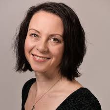 Andrea Beil's Instagram, Twitter & Facebook