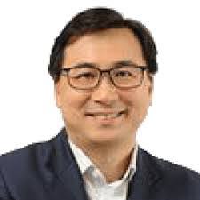 Peng Chau's Instagram, Twitter & Facebook