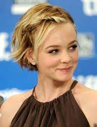 How To Grow Out Your Bangs Gracefully Hair Styles Hair Romance Short Hair Updo