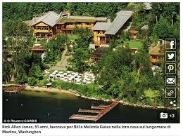 Bill and melinda gates, who for decades have overseen one of history's greatest fortunes and philanthropic watch: Un Ingegnere Impiegato A Villa Di Bill Il Grande Inganno Facebook