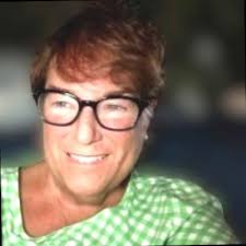 leadership #careergrowth #personaldevelopment #womeninbusiness #womenover50  #agepositivity #growingnotaging #lifelessons #confidenceatanyage