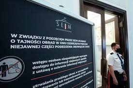 W tym momencie pojawia się pytanie na wniosek premiera mateusza morawieckiego, dzisiaj na godzinę 12:00 (a nie jak pierwotnie planowano na 9:00) marszałek elżbieta witek zwołała niejawne posiedzenie sejmu, na którym. Sejm Bez Dziennikarzy W Srode Niejawne Posiedzenie Ws Cyberatakow To Bezsprzecznie Nadzwyczajne Wydarzenie Dla Parlamentu Polska Times