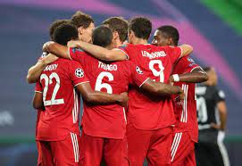 Hasil Pertandingan Liga Champions 2019 2020 Semalam Bayern Segel Tiket Final Okezone Bola