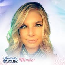 Courtney Lapoint's Instagram, Twitter & Facebook