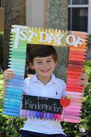 Hi, i'm looking at doing a photo booth for my church's easter egg hunt. Back To School Photo Frame Diy Photobooth