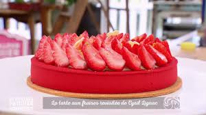 Le Meilleur Patissier La Tarte Aux Fraises Revisitee De Cyril Lignac 21 11 2017 Recette Tarte Aux Fraises Tarte Aux Fraises Le Meilleur Patissier Recette