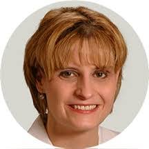 Sandra Rose's Instagram, Twitter & Facebook