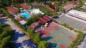 Πιστοί από την αρχή της λειτουργίας μας στον κατασκηνωτικό θεσμό, δημιουργήσαμε μια κατασκήνωση με ειδικά διαμορφωμένους χώρους για παιδιά, που προσφέρει υψηλής ποιότητας. Korwnoios Xalkidikh Arnhtika Ola Ta Deigmata Sta Paidia Poy Elegx8hkan Sthn Kataskhnwsh