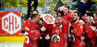 Måste ju hur som helst varit ganska mäktigt för junioren som fick spela med frölunda igår och fick. Is Frolunda A European Hockey Dynasty Euro Hockey Clubs