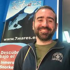 Felicidades a Moises por su open water y a Jonatan por su avanzado.  Enhorabuena chicos. Ya podéis disfrutar de inmersiones por todo el mundo  👌#buceonocturno #nightdive #scubadiving #buceo #buceograncanaria #padi  #openwater #advancedopenwater