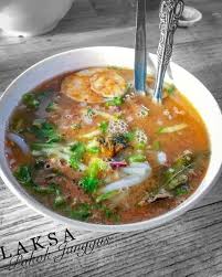 Laksa pulau pinang adalah makanan yang dibawa oleh peranakan cina. 7 Laksa Paling Enak Dan Melegenda Di Malaysia Laksa Enak Di Malaysia