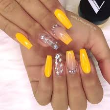 Maybe you would like to learn more about one of these? Unas Acrilicas En Color Amarillo Unas Manos Y Pies Facebook