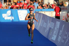 She had sporting genes with her mother, bonnie, who has been a pro triathlete working as a swim teacher while her father was an excellent cyclist and keen triathlon age grouper. Leonie Periault Decroche Le Titre De Championne De France L Equipe