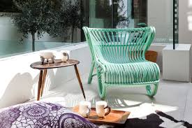While any style can translate into balcony decor, there are a few things to keep in mind before you revamp your outdoor space. 10 Great Ideas To Dress Up Your Rental Apartment S Small Balcony