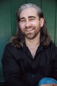 About Us — The Last Great Hunt