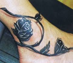 Gratuito download rosaneratattoo instagram posts photos and videos picuki com download. Tatuaggio 3d Sulla Gamba La Rosa Nera Tattooimages Biz