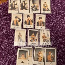 World tour 'district 9 : í•œí† ë¦¬ On Twitter Wts District 9 Unlock In Seoul Printed Polaroids Can Come With L Holder Or Tattoo Sticker Set If You Wish To Buy It As A Set Please Qyop For