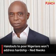 Deeply touched by the plight of our people in these trying times, our  Principal Hon. Timipere Nicholas took time despite the difficult traveling  situation to visit the sister Communities of Amatolo, Otuan