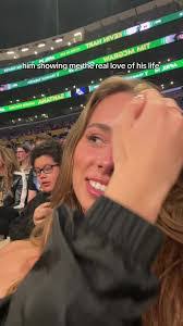 Sophia Oneil's Instagram, Twitter & Facebook