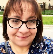 Bethany Lange's Instagram, Twitter & Facebook