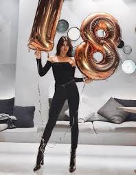 18th Birthday Party Outfit Ideas Birthday 20th Outfit Ideas Summer 44 Ideas Cute Birthday Pictures Birthday Photoshoot 18th Birthday Outfit