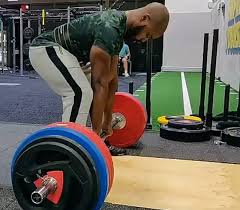 Rapper Beats Female Weightlifting Records While Identifying