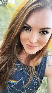 Marisa Stephenson's Instagram, Twitter & Facebook