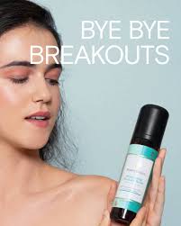 What's inside our Nourishing Manuka Toner? UMF15+ Manuka Honey: Heals and  protects Cucumber Seed Oil: Calms + soothes Kakadu Plum: Rich in Vitamin C  for brightness Witch Hazel: Tones + refines Glycerin +