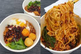 Their highlight is the signature chilli pan mee (dry) that is topped with minced meat, poached egg, fried shallots and anchovies. This M Sian Couple Use Only Halal Ingredients In Their Chili Pan Mee So That Everyone Can Enjoy It