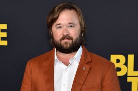 Haley Joel Osment Apologizes for Antisemitic Slur After Arrest