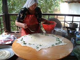 Delicious Spinach Pite Made The Traditional Way Mit Bildern Essen Rezepte Ernahrung