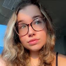 What helped reduce stretch marks during pregnancy?