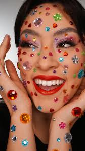 Jeffrey dice que funciona así que aquí lo probamos! ✨ Cuéntame cuál es tu  favorito @by.apple.cosmetics #ByAppleJeffreeStar #RetoJeffreeStar #mascara