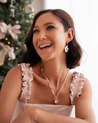 Caitlin Field (@caitlin_field_) • Instagram photos and videos