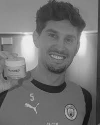 البقاء والدوام لله مات💔