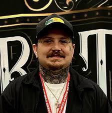 Adam Medina's Instagram, Twitter & Facebook