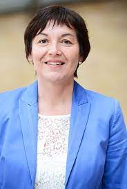 Journal.re utilise des cookies pour améliorer l'expérience utilisateur. Annick Girardin Nouvelle Ministre Des Outre Mer Le Journal De Mayotte Actualite