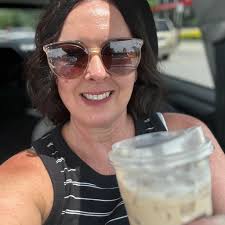 How do I order streamers from the creator?