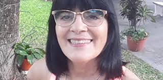 Esta lluvia nos moja a todos". Lo compartimos en memoria de la querida  profesora Lucy Suárez. (Advierte el autor que no está dirigida a todos los  padres).