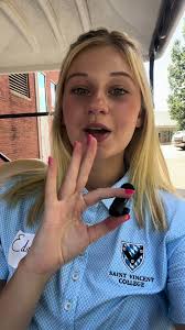 One last orientation session for the 2024-25 school year! What’s something  YOU couldn’t move in without?! 🤔 #SVCClassOf2028 #SaintVincentCollege  #SVCBearcats