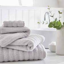 Sumptuous bath towel with a delicate seashell design. 11 Best Bath Towels 2021 Soft Fluffy Bath Sheets Glamour Uk