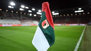 All scores of the played games, home and away stats, standings table. Nach Jubelfoto Dfb Verwarnt Fc Augsburg Br24