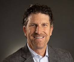 Mark Strode's Instagram, Twitter & Facebook