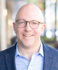 Harry Pence's Instagram, Twitter & Facebook