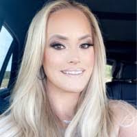 Rose Dillard's Instagram, Twitter & Facebook