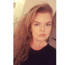 Christine Engh's Instagram, Twitter & Facebook