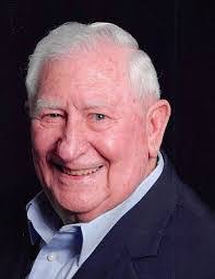 Dora Browning's Instagram, Twitter & Facebook