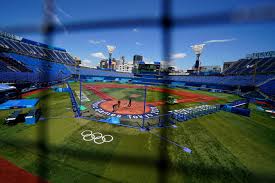 Тем временем спортсмены, судьи и тренеры произнесли олимпийскую клятву. 2021 Tokyo Olympics Bear Spotted Near Softball Stadium In Fukushima