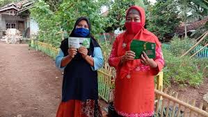 Contoh surat keterangan pekerjaan ibu rumah tangga have an image associated with the other contoh surat keterangan pekerjaan ibu rumah tangga in addition it will feature a picture of a kind that might be observed in the gallery of contoh surat keterangan pekerjaan ibu rumah tangga. Ibu Ibu Rumah Tangga Tetap Sehat Dan Produktif Di Tengah Pandemi