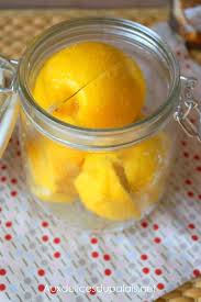 Citron Confit Au Sel Marocain Aux Delices Du Palais En 2020 Citron Confit Au Sel Recette Marocaine Facile Citron Confit Recette